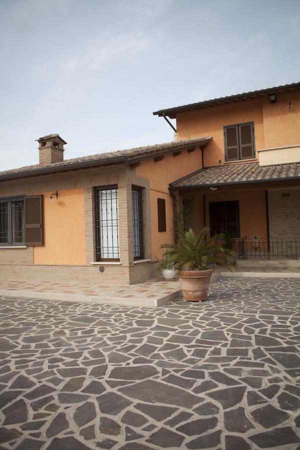 B&B La Gioiosa Assis Exterior foto