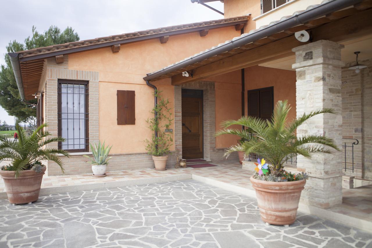 B&B La Gioiosa Assis Exterior foto