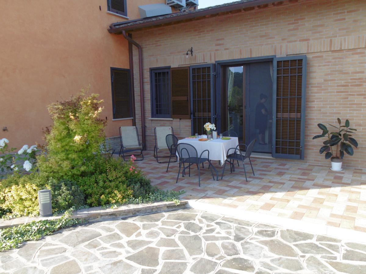 B&B La Gioiosa Assis Exterior foto